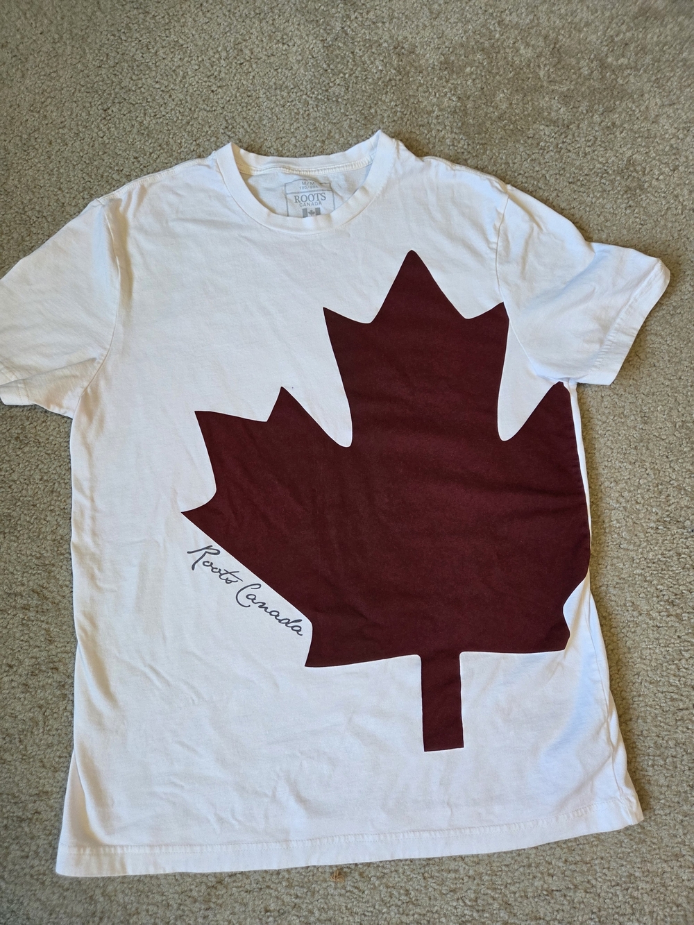 Roots Maple Leaf Women's T-Shirt Size M